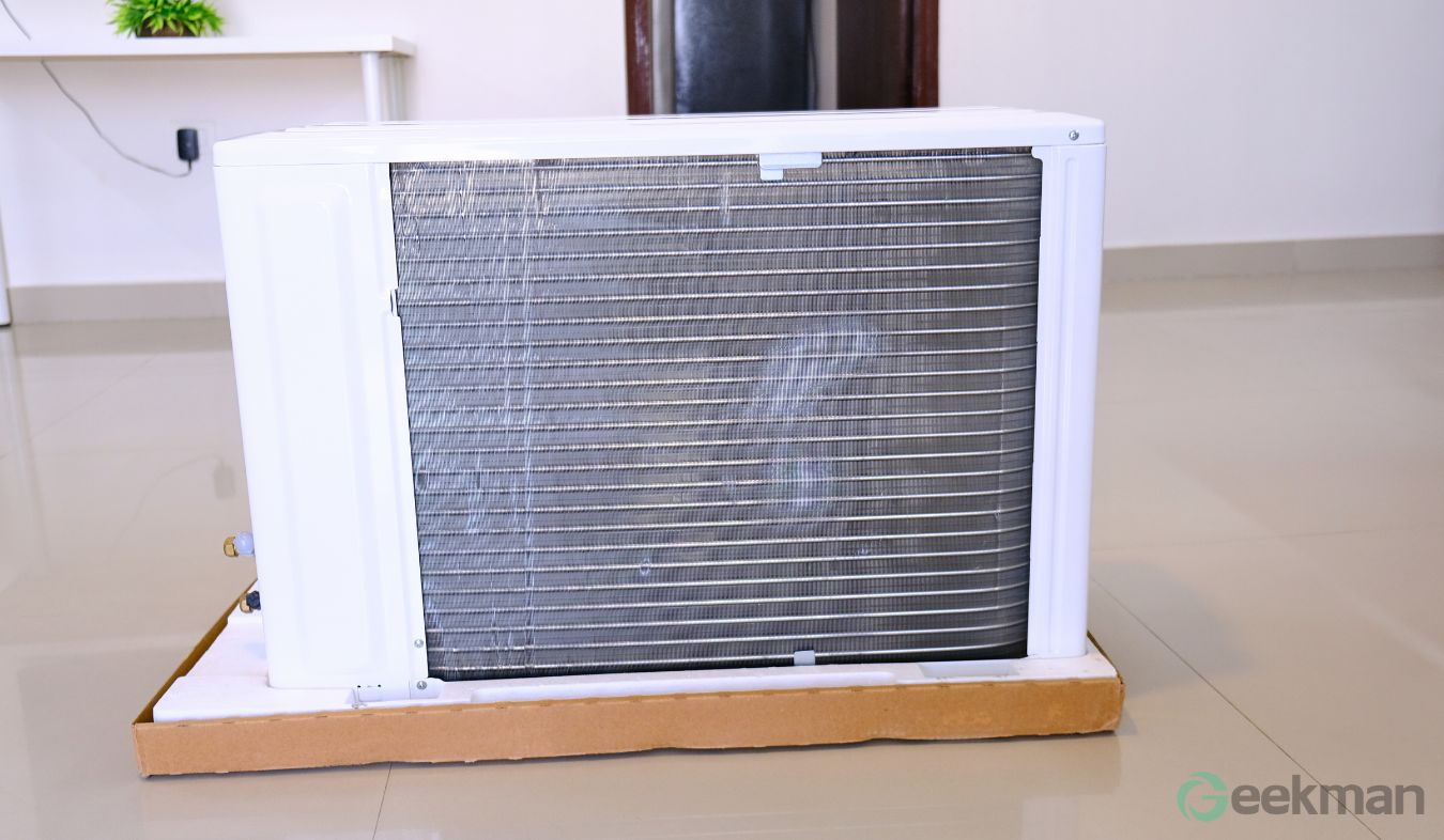 Lloyd ac outdoor unit